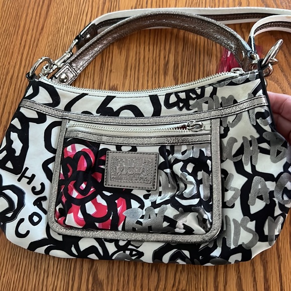 Coach bag with Shoulder strap & shorter strap - Picture 2 of 6